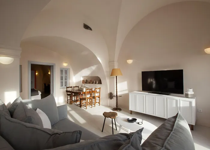 Ikies Santorini 4* Oia