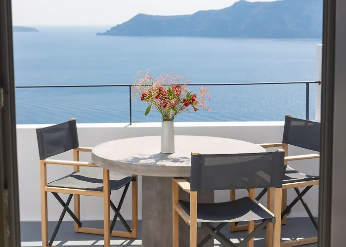 Ikies Santorini ホテル