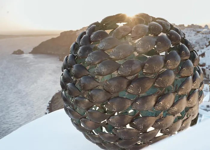 Ikies Santorini Hotel 4*