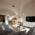 Ikies Santorini 4* Ía