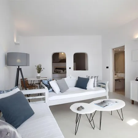 Otel Ikies Santorini Oia