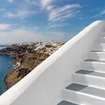 Ikies Santorini 4* أويا