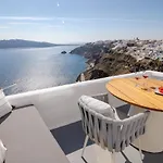 Ikies Santorini 4* Oia