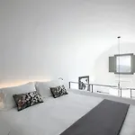 Hotel Ikies Santorini
