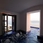 Hotel Ikies Santorini