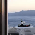Ikies Santorini 4* Oia (Santorini)
