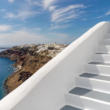 Ikies Santorini 4* Oia (Santorini)