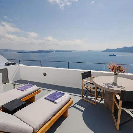 Ikies Santorini 4* Oia (Santorini)