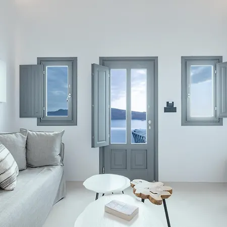 Ikies Santorini 4* Ía