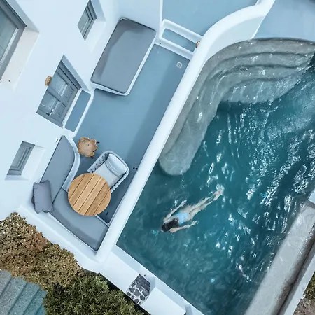 Ikies Santorini 4* Ía