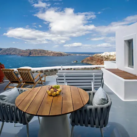 Ikies Santorini 4* Oia (Santorini)