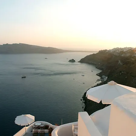 Ikies Santorini Szálloda