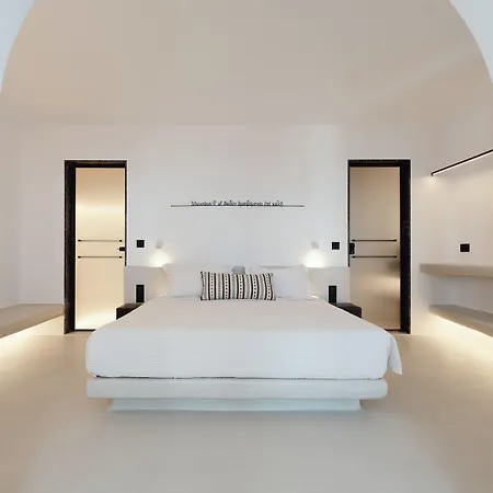 Ikies Santorini 4* Ía