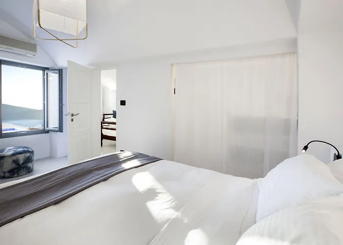 Ikies Santorini Hotell Oia