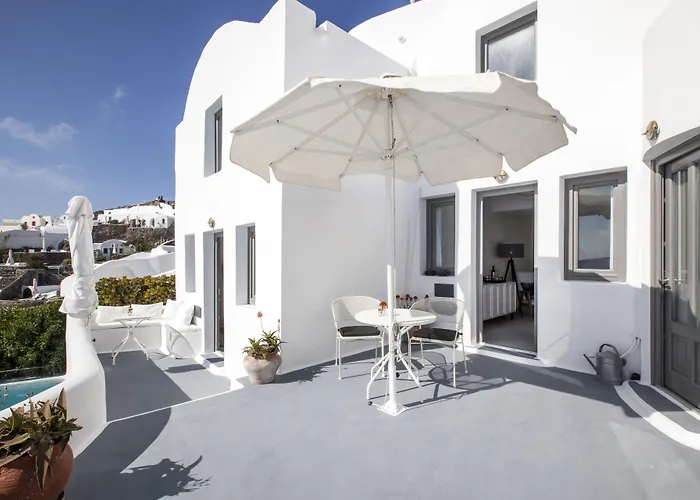 Ikies Santorini 4* Oia