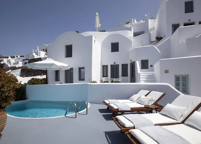 Ikies Santorini Hotell 4*