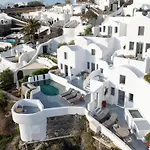 Ikies Santorini