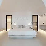 Ikies Santorini 4* 伊亚