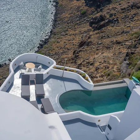 Ikies Santorini 酒店